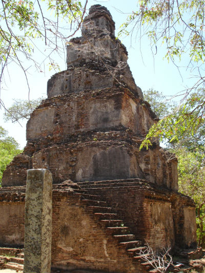 Satmahal Prasada