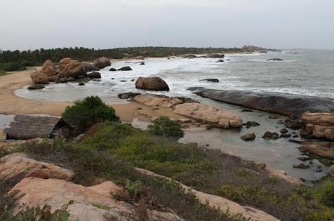 Kirinda Beach
